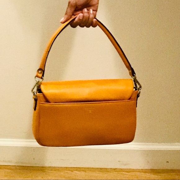 Tahari ‘Mango Tabitha’ clutch/crossbody/shoulder vegan leather. NWT - Picture 4 of 16